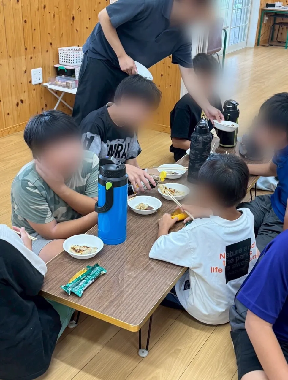 🥟みんなで餃子づくりに挑戦しました！🥟